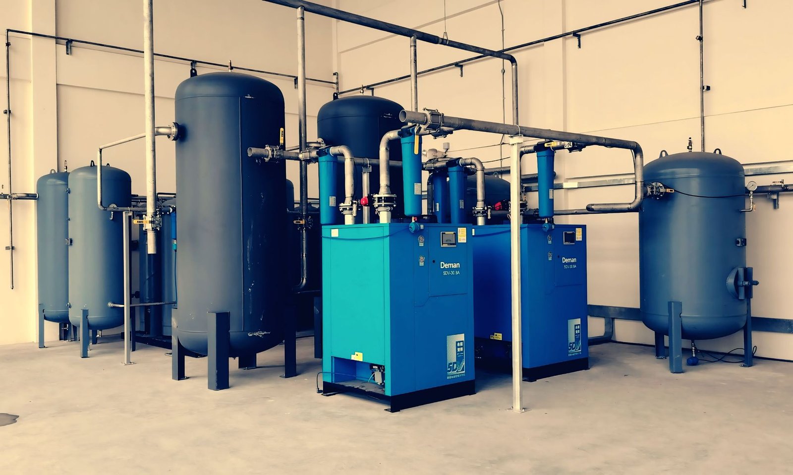 Industrial Air Compressor: 9 Best Buying Tips